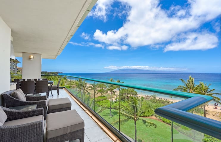 Maui Resort Rentals: Honua Kai Oceanfront 8BR