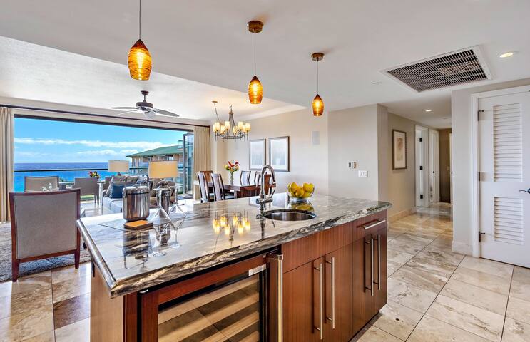 Maui Resort Rentals: Honua Kai 7th Floor 5BR gallery image 4