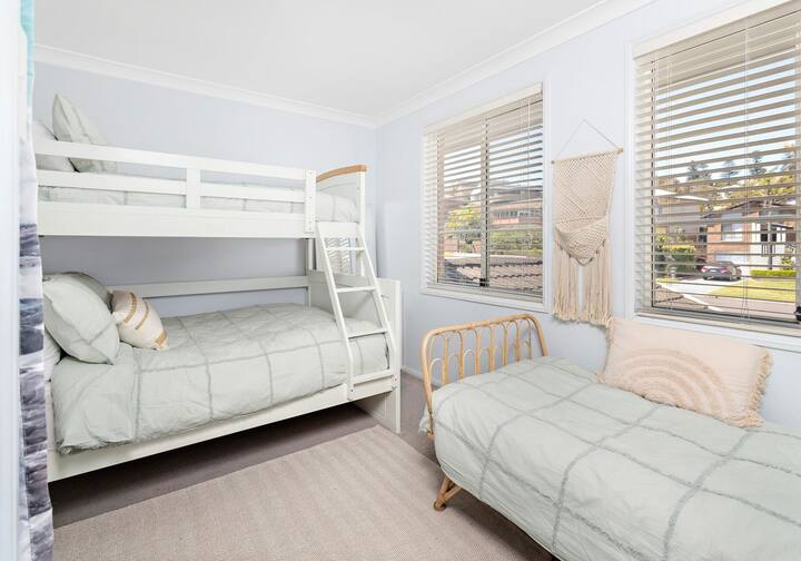 საძინებელი 4