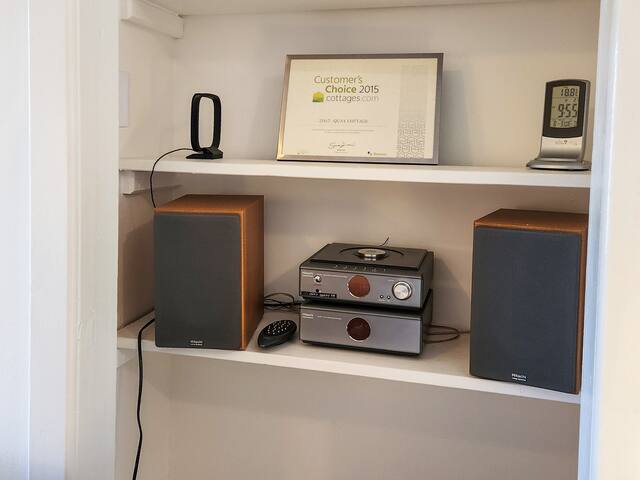 Quay Cottage gallery image 4