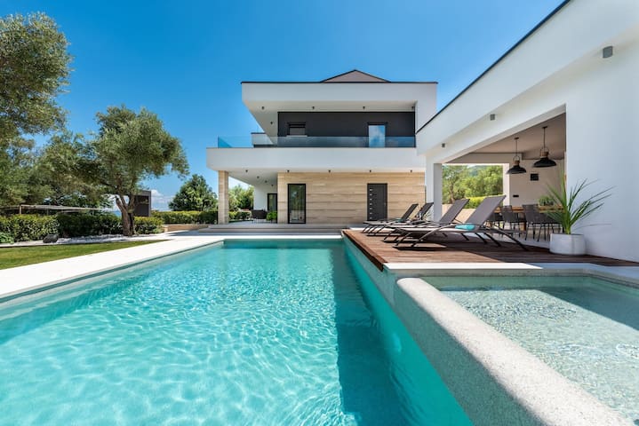 Croatia Star Vacation managed Airbnb listing 2