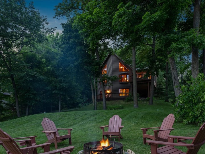 Crosby, Sauna, Bike trails, FIrepit, Water Toys