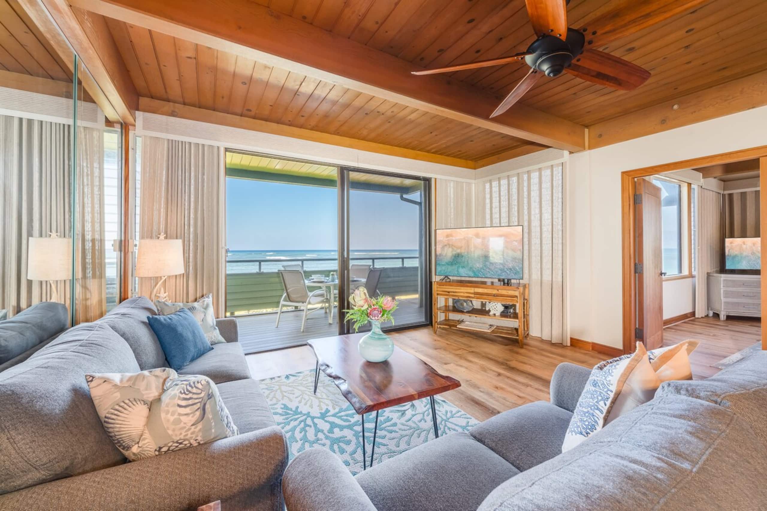 Condo in Lahaina · ★4.92 · 3 bedrooms · 4 beds · 3 baths - Image 43