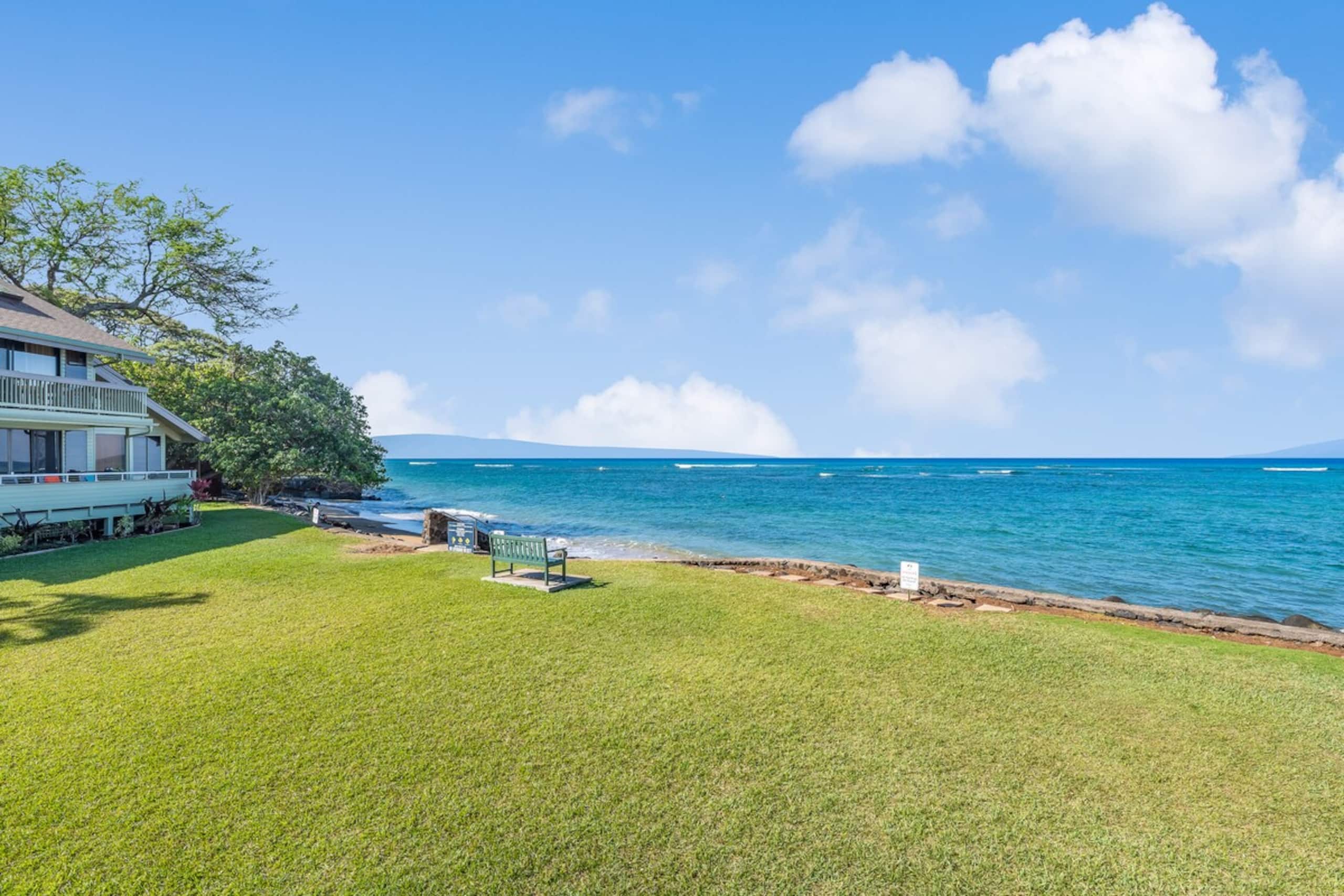 Condo in Lahaina · ★4.92 · 3 bedrooms · 4 beds · 3 baths - Image 38