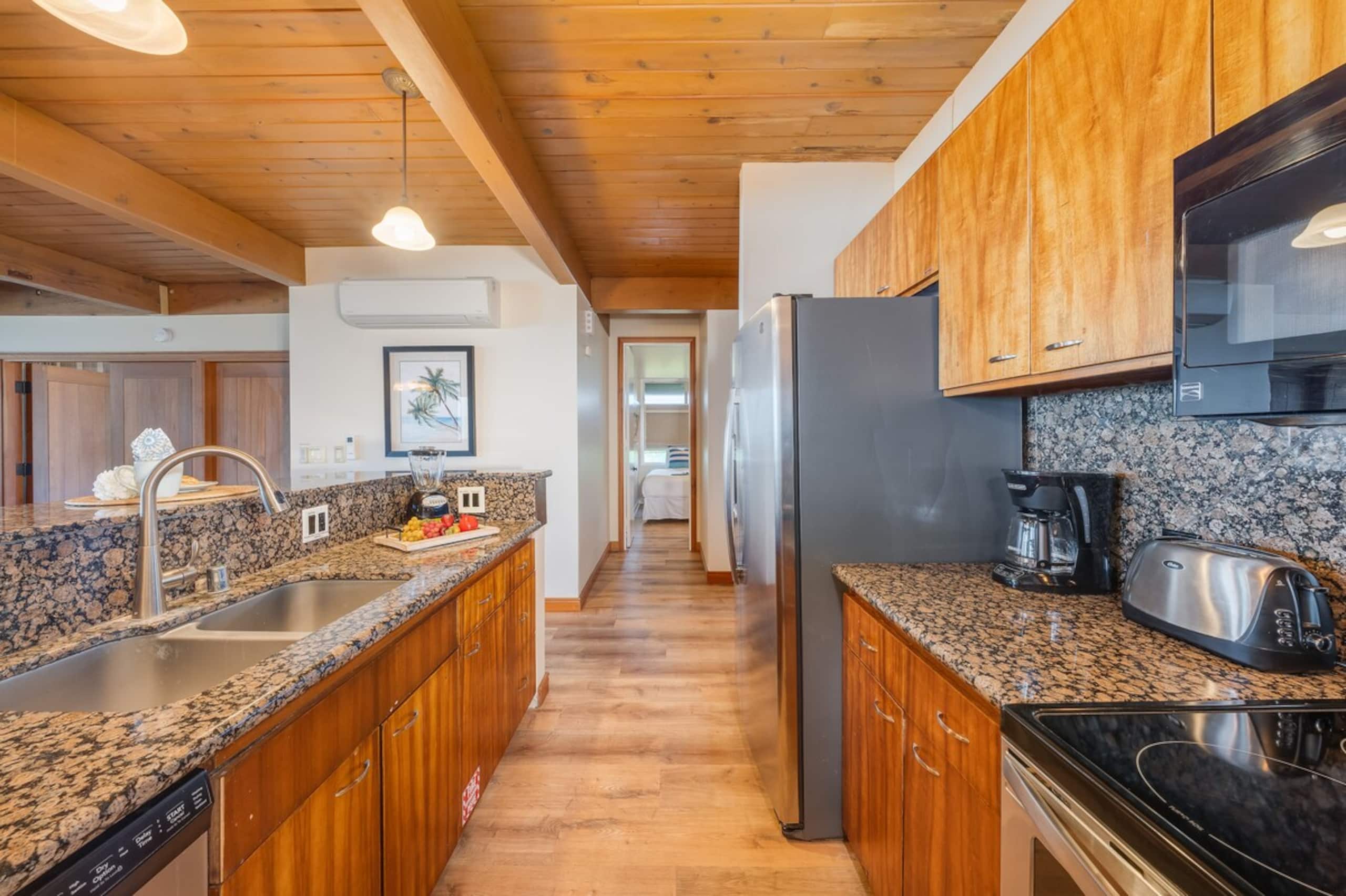 Condo in Lahaina · ★4.92 · 3 bedrooms · 4 beds · 3 baths - Image 4
