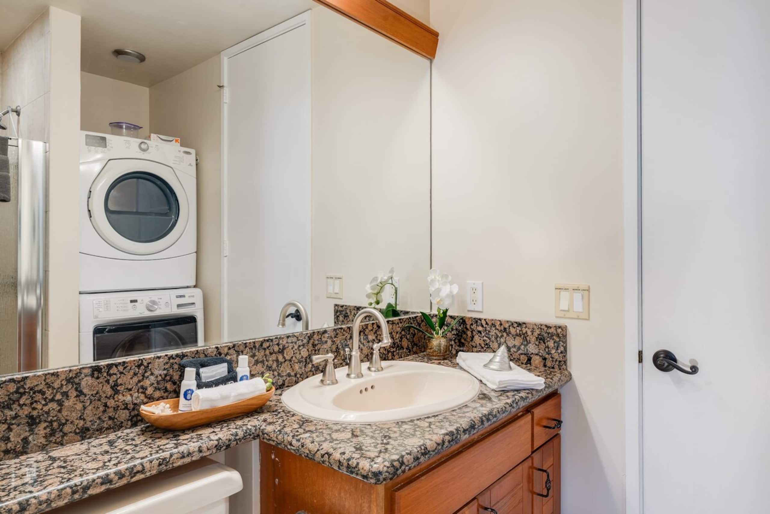 Condo in Lahaina · ★4.92 · 3 bedrooms · 4 beds · 3 baths - Image 26