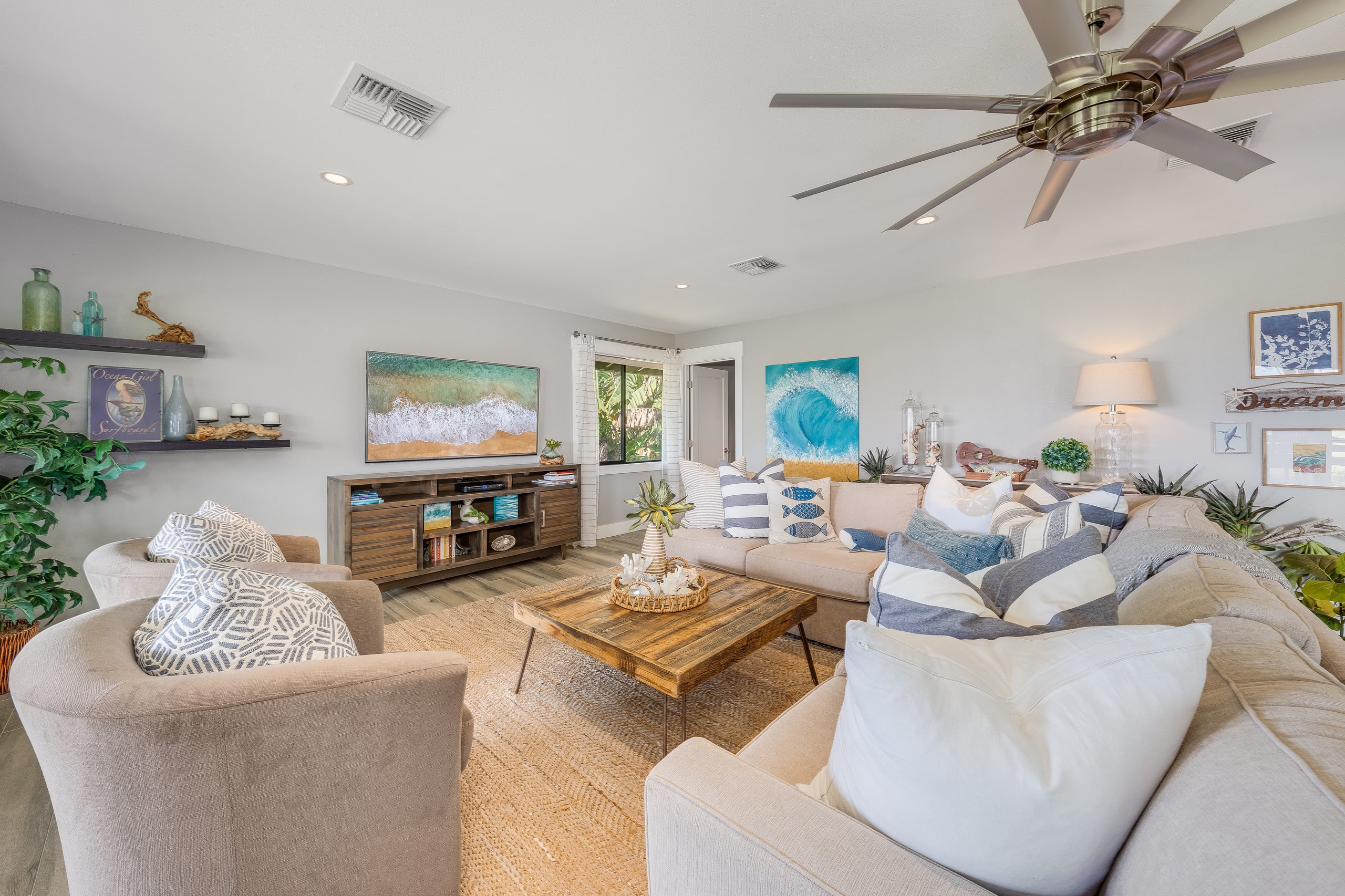 Condo in Lahaina · ★4.95 · 3 bedrooms · 3 beds · 3 baths - Image 46