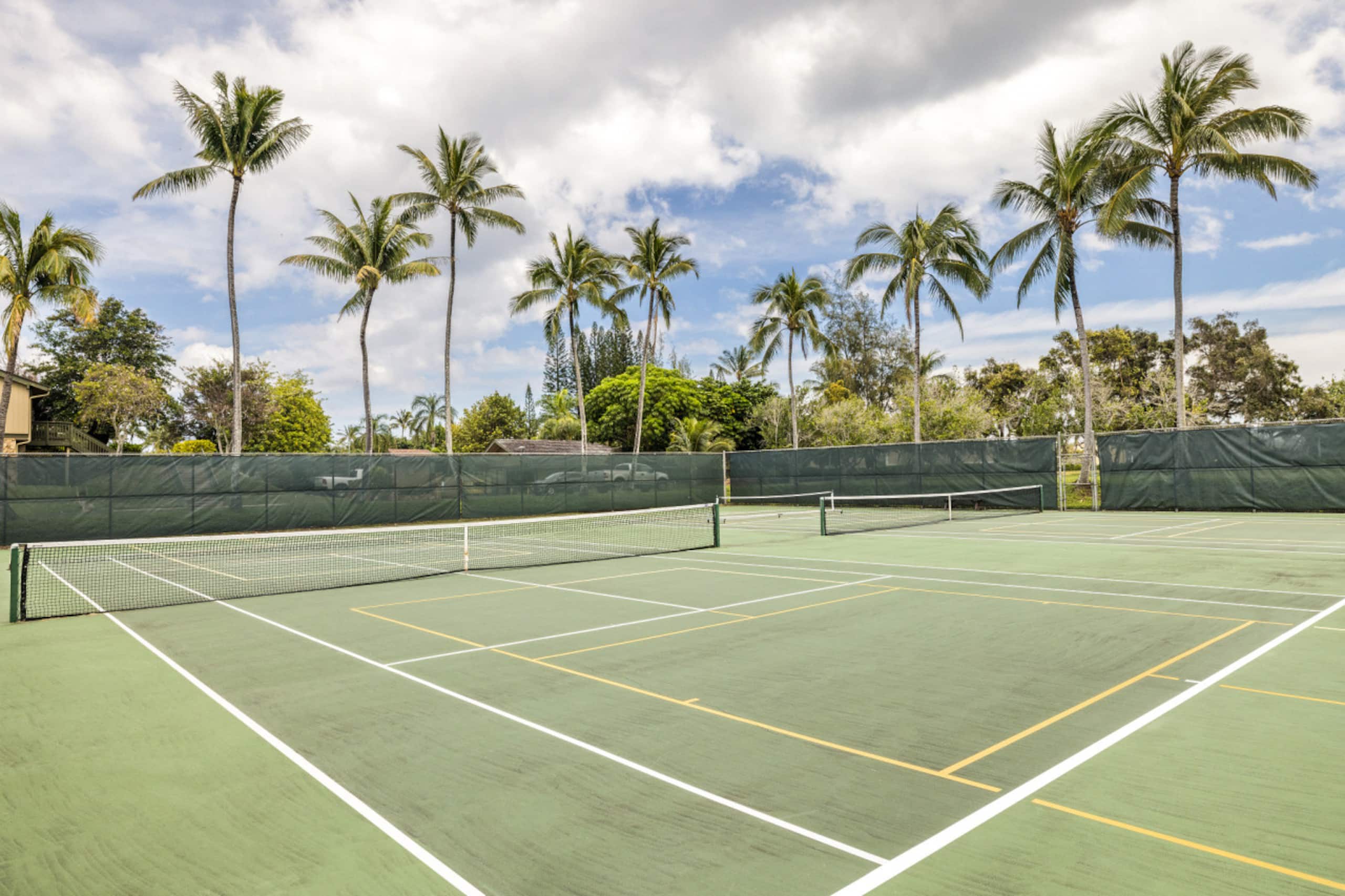 Home in Kahuku · ★4.93 · 2 bedrooms · 3 beds · 2 shared baths - Image 5