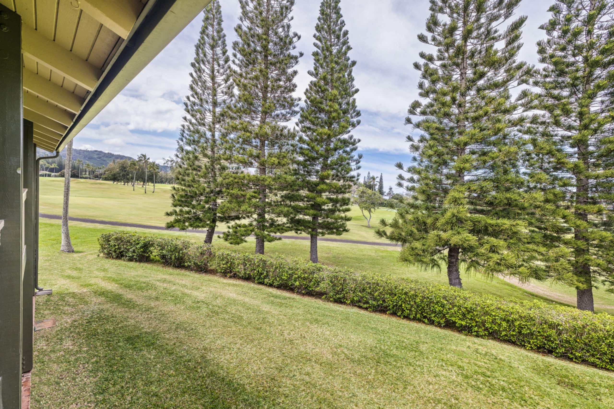 Home in Kahuku · ★4.93 · 2 bedrooms · 3 beds · 2 shared baths - Image 51