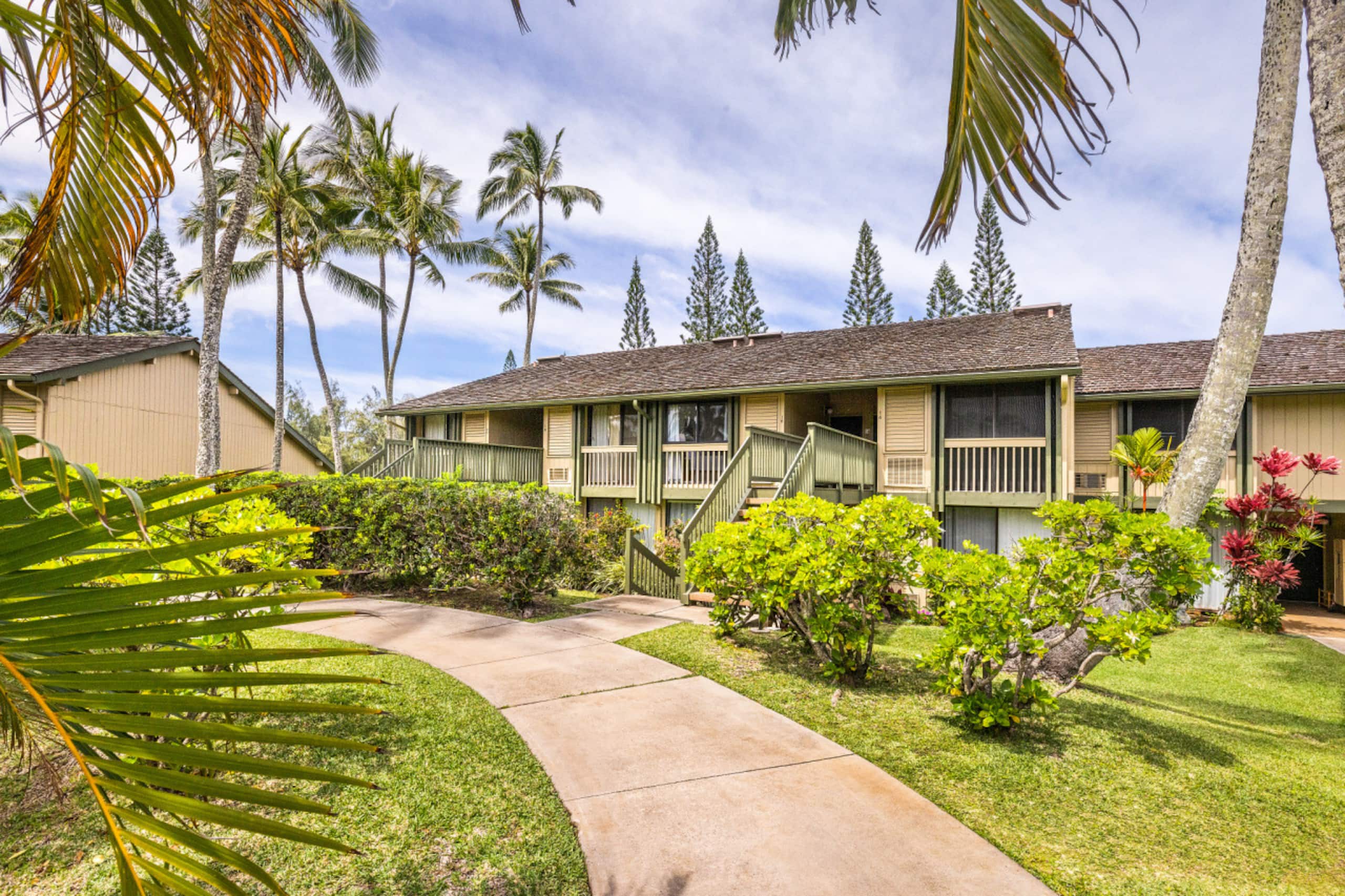 Home in Kahuku · ★4.93 · 2 bedrooms · 3 beds · 2 shared baths - Image 50
