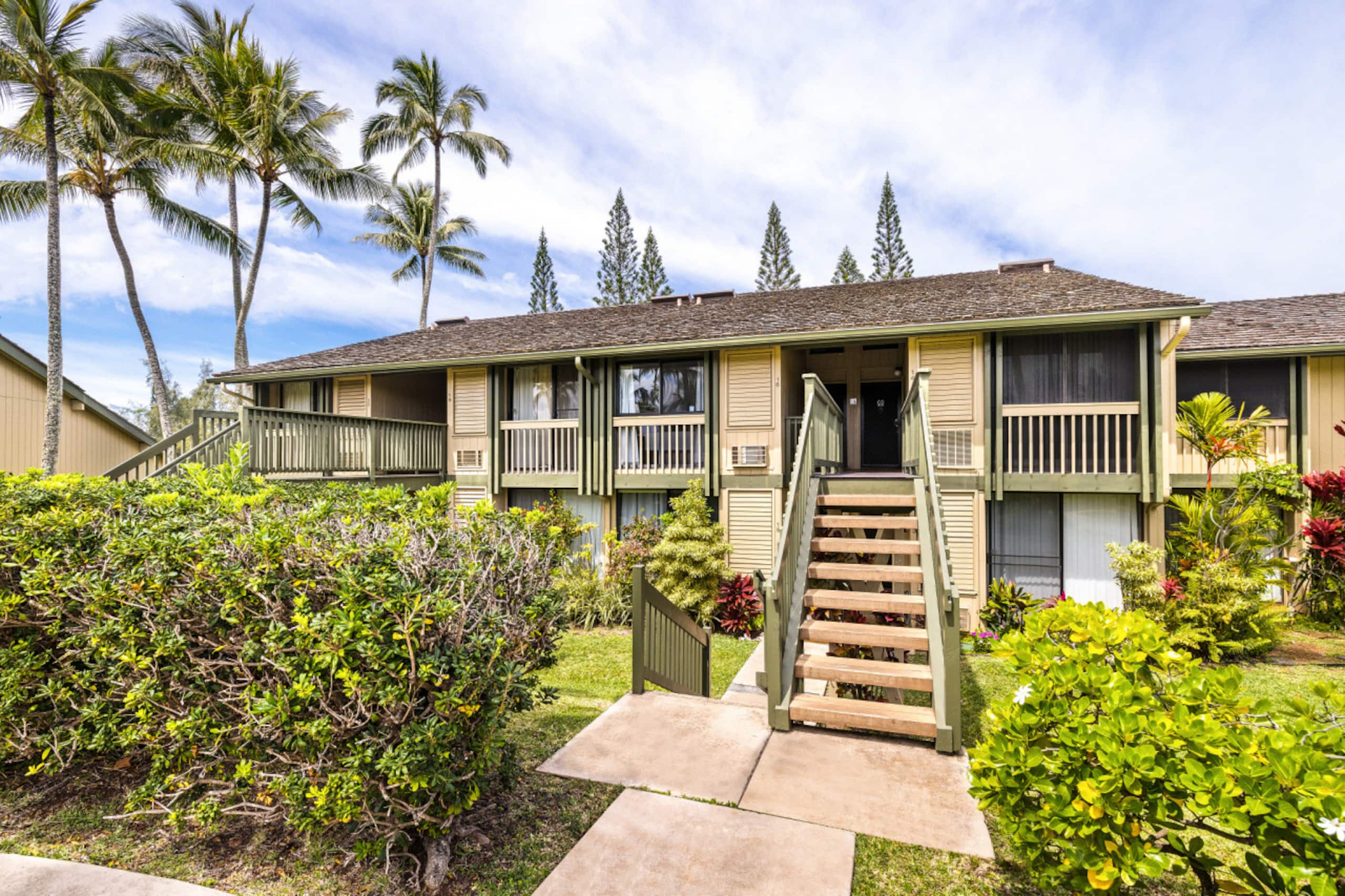 Home in Kahuku · ★4.93 · 2 bedrooms · 3 beds · 2 shared baths - Image 47