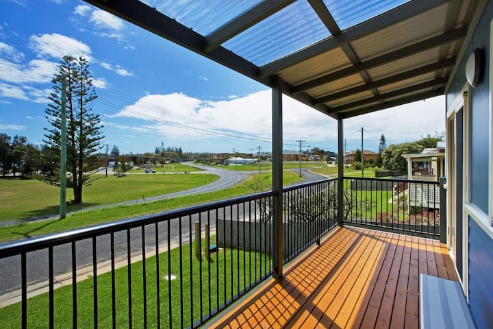 Seaview Beach House 5 - Bermagui