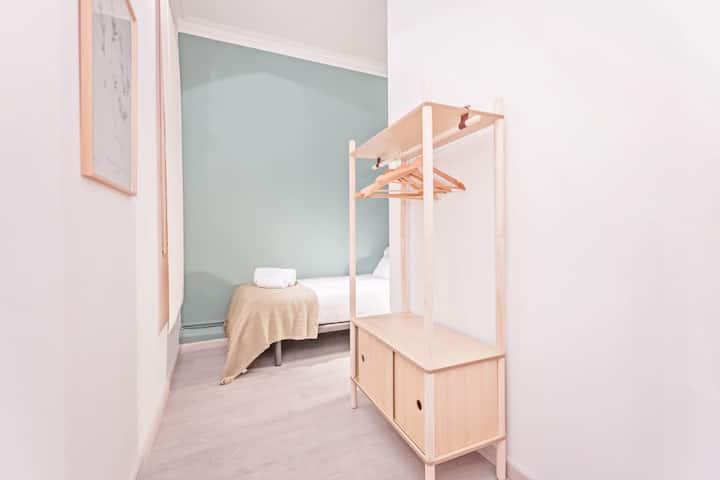 საძინებელი 4