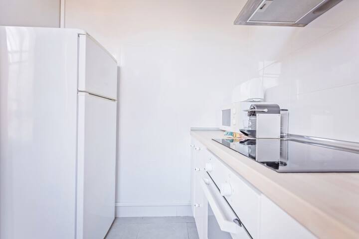 Sweett | Lovely Apt. near Parc Joan Miró gallery image 5