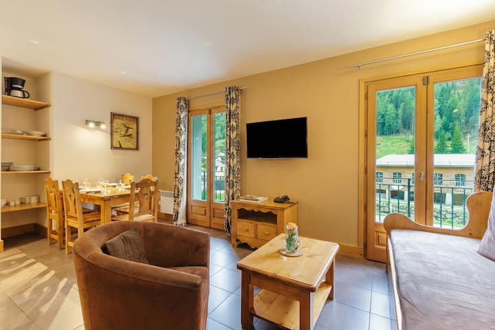 V Buet 33: Beside Ski Lift; Pool, Sauna & Gym - Vallorcine