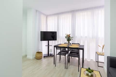 Top Airbnb: Martinez Maldonado Malaga Center in La Trinidad (Bailén Miraflores)