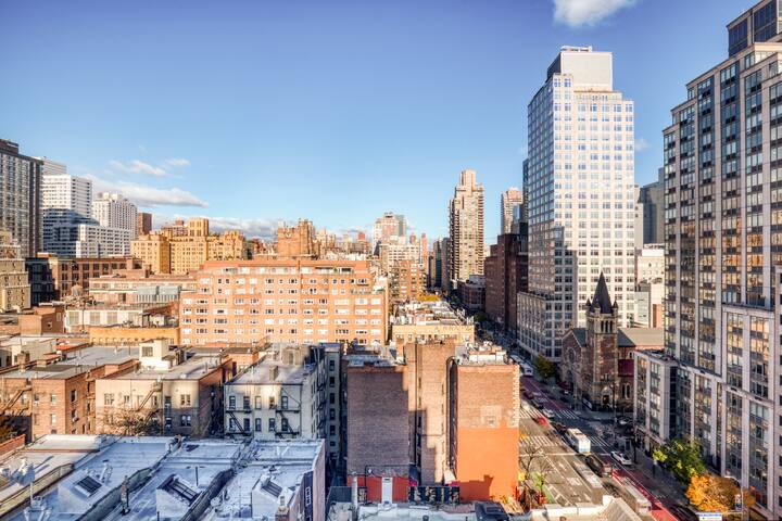 Blueground | Lenox Hill, elevator & doorman gallery image 5