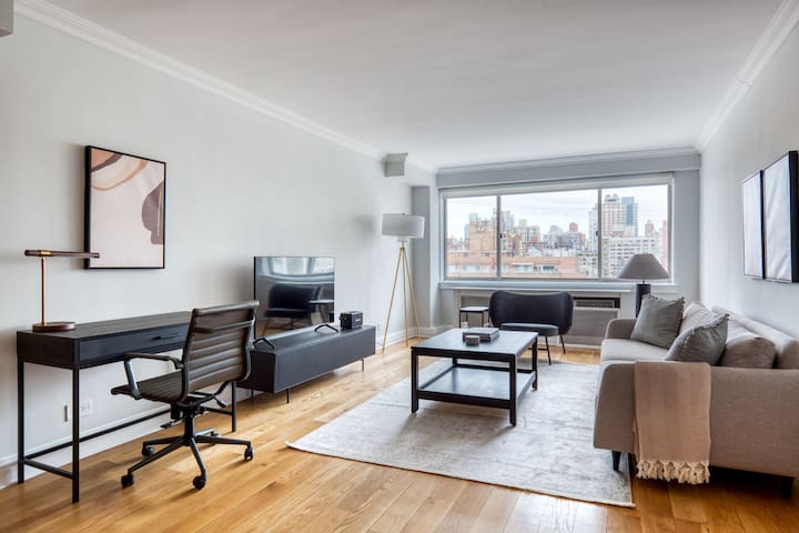 Blueground | Lenox Hill, elevator & doorman