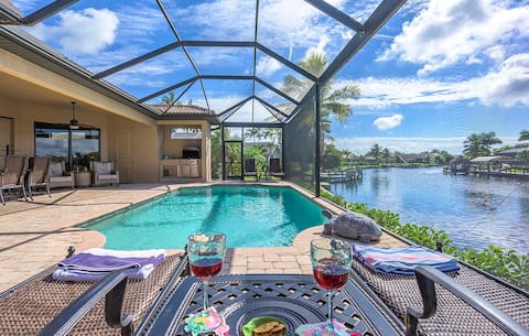 Bellevue - Gulf Access Pool Home - Tiki Hut & Dock