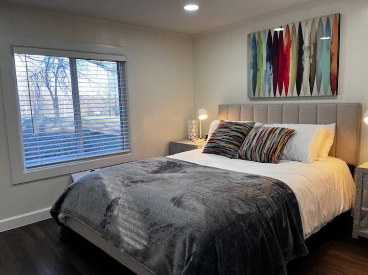 New! Cherry Creek Glamping Cottage by BMG Cottages for Rent in