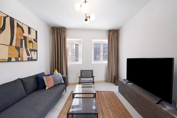 Crooked Floor House – ground floor gallery image 2