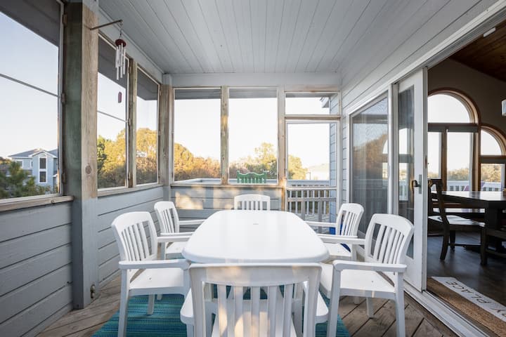 Heated Pool, Oceanside, Walkable to Downtown Duck!