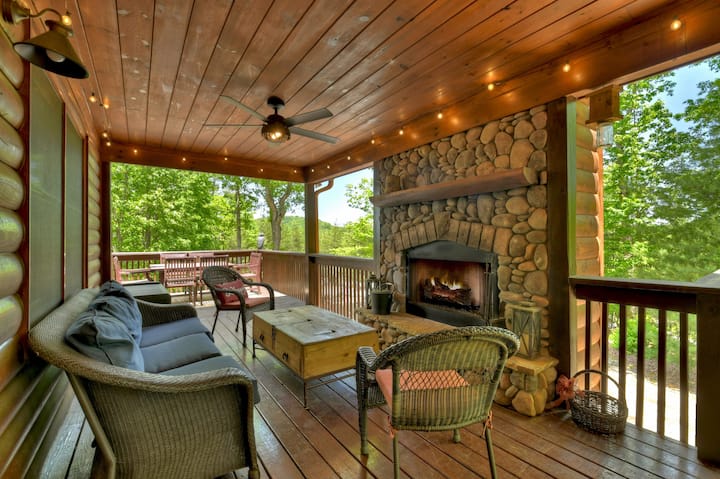 Casa Rustica | $279 Off Your Stay! - Blue Ridge, GA