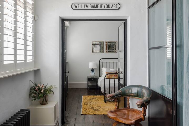 Magic Moments – Borough – by Frankie Says gallery image 2