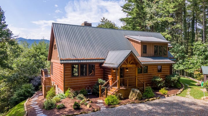 Papa's View - Pet Friendly Luxury Log Cabin In Valle Crucis With Views And Hot Tub! - Carolina del Norte