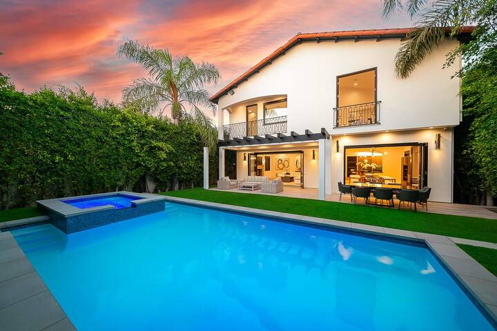 The Beverly Grove Villa gallery image 3