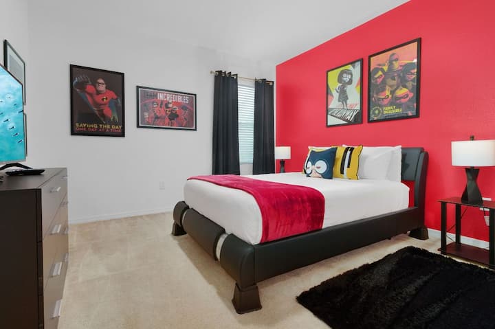 BR #13  "The Incredibles" Themed w/Queen Bed   - Level Two