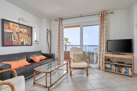 Front line apartment A01