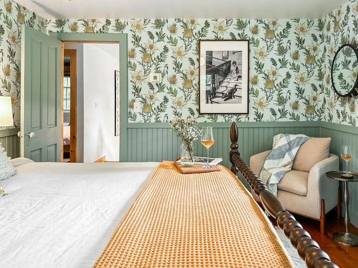 Right at the top of the stairs is the Thistle Room.