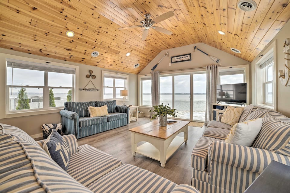 Charming Modern Cottage on Houghton Lake! — photo 1