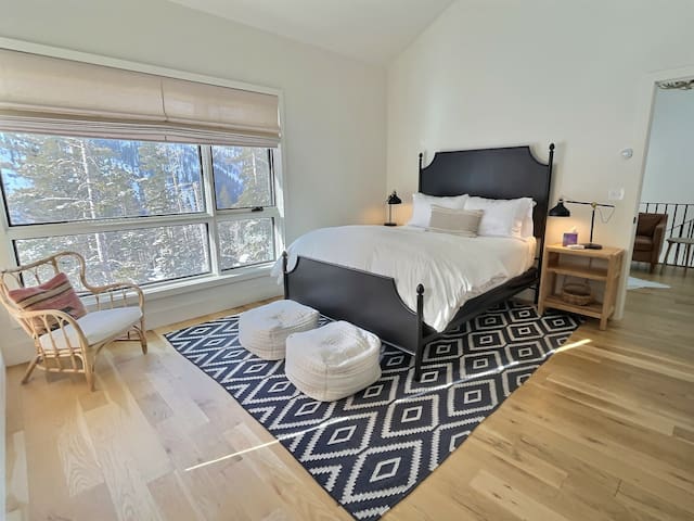 Abode Vacation managed Airbnb listing 1