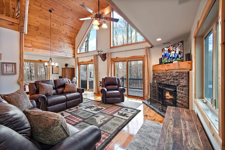 A-frame Cabin Atop Beech Mountain - Beech Mountain, NC
