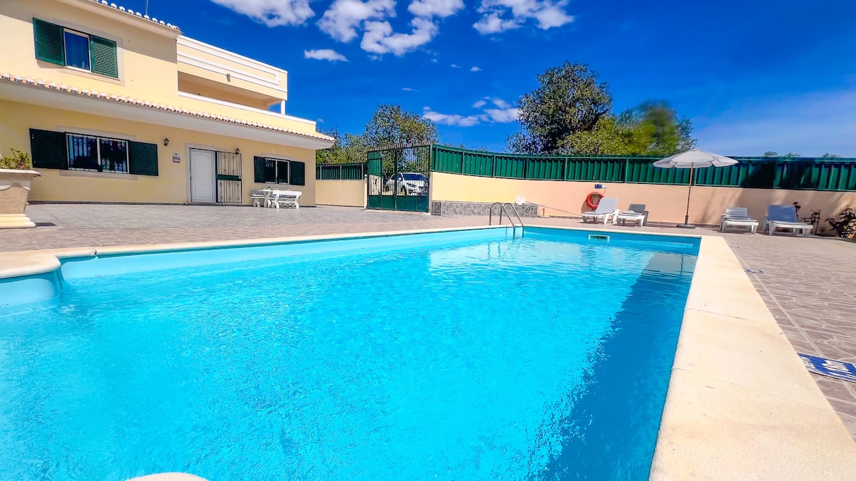 Airbnb em destaque: Villa Pedro by Sunny Deluxe em Ferreiras