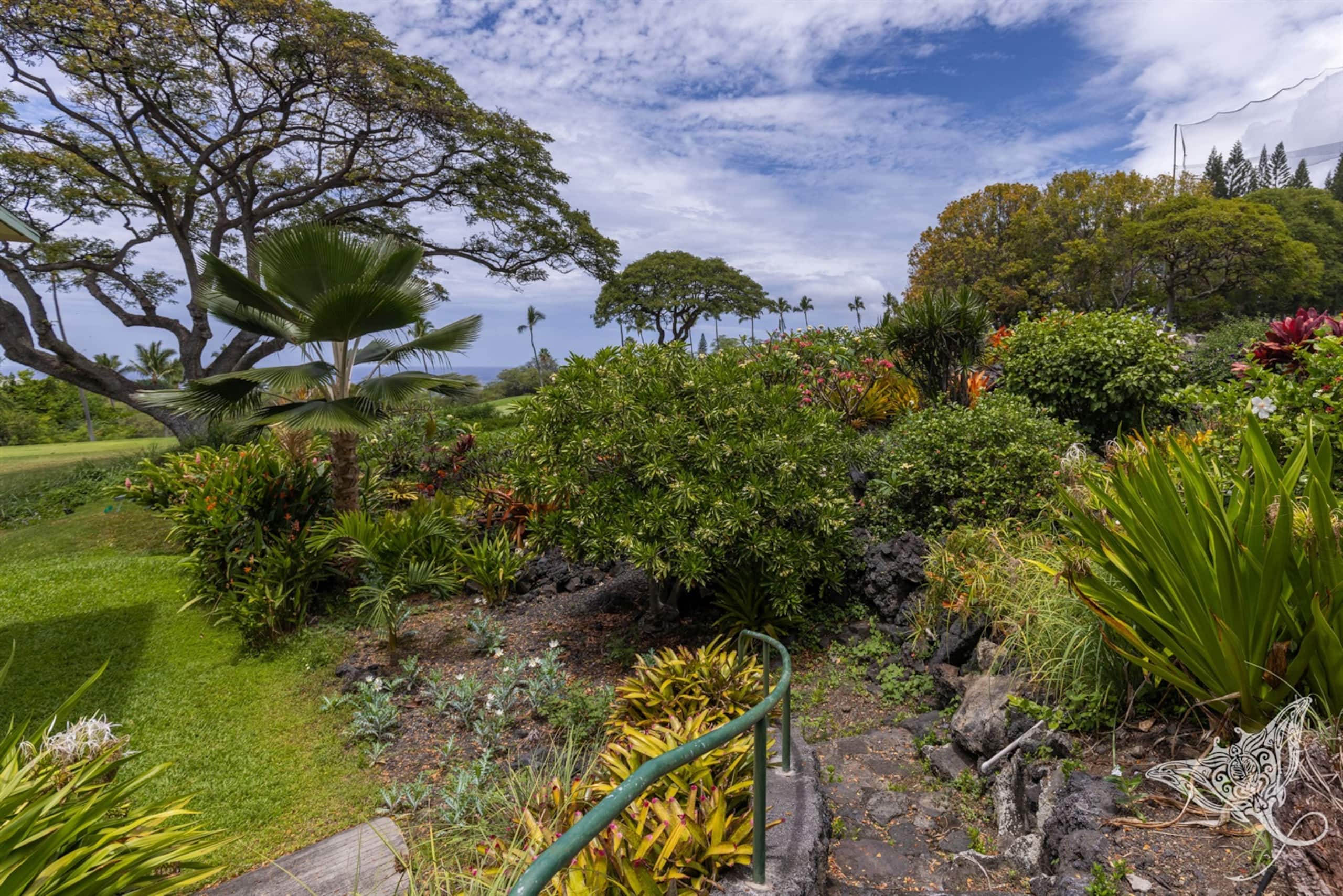 Condo in Kahaluu-Keauhou · ★4.94 · 1 bedroom · 1 bed · 2 baths - Photo 29