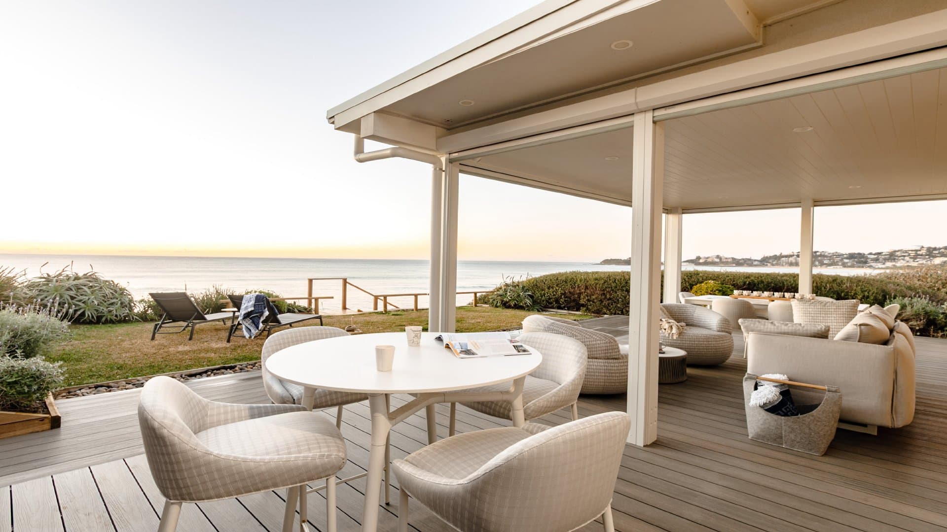 Absolute beachfront on surf beach
