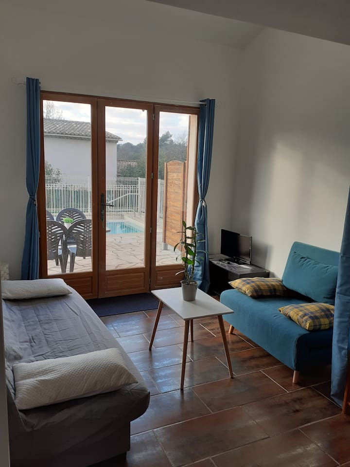 Maison Mitoyenne Avec Piscine.un Moment Chezdiane - Peymeinade