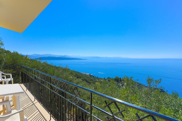 Vista Mare Ilios