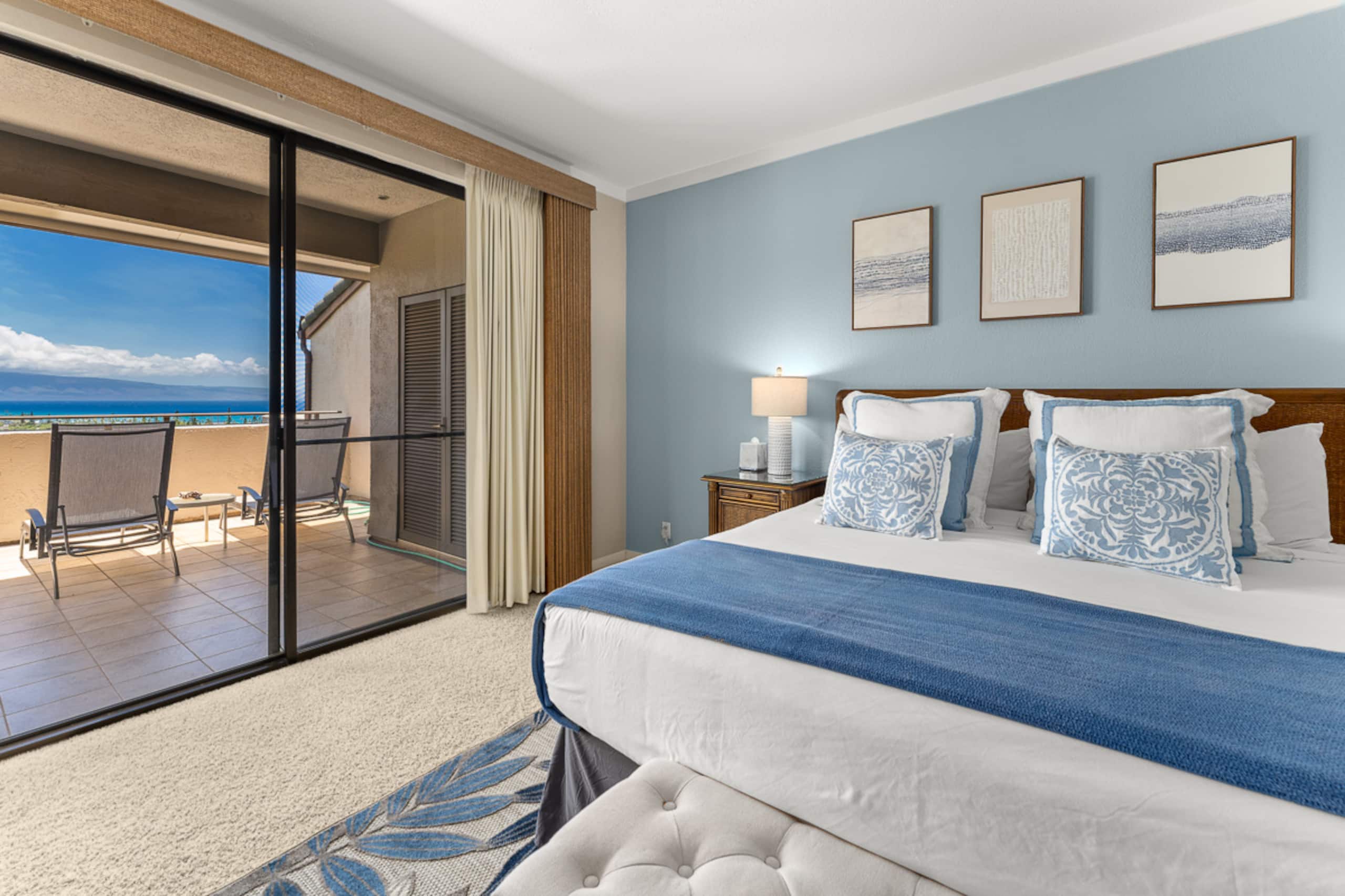 Condo in Lahaina · ★4.96 · 1 bedroom · 2 beds · 2 private baths - Image 14