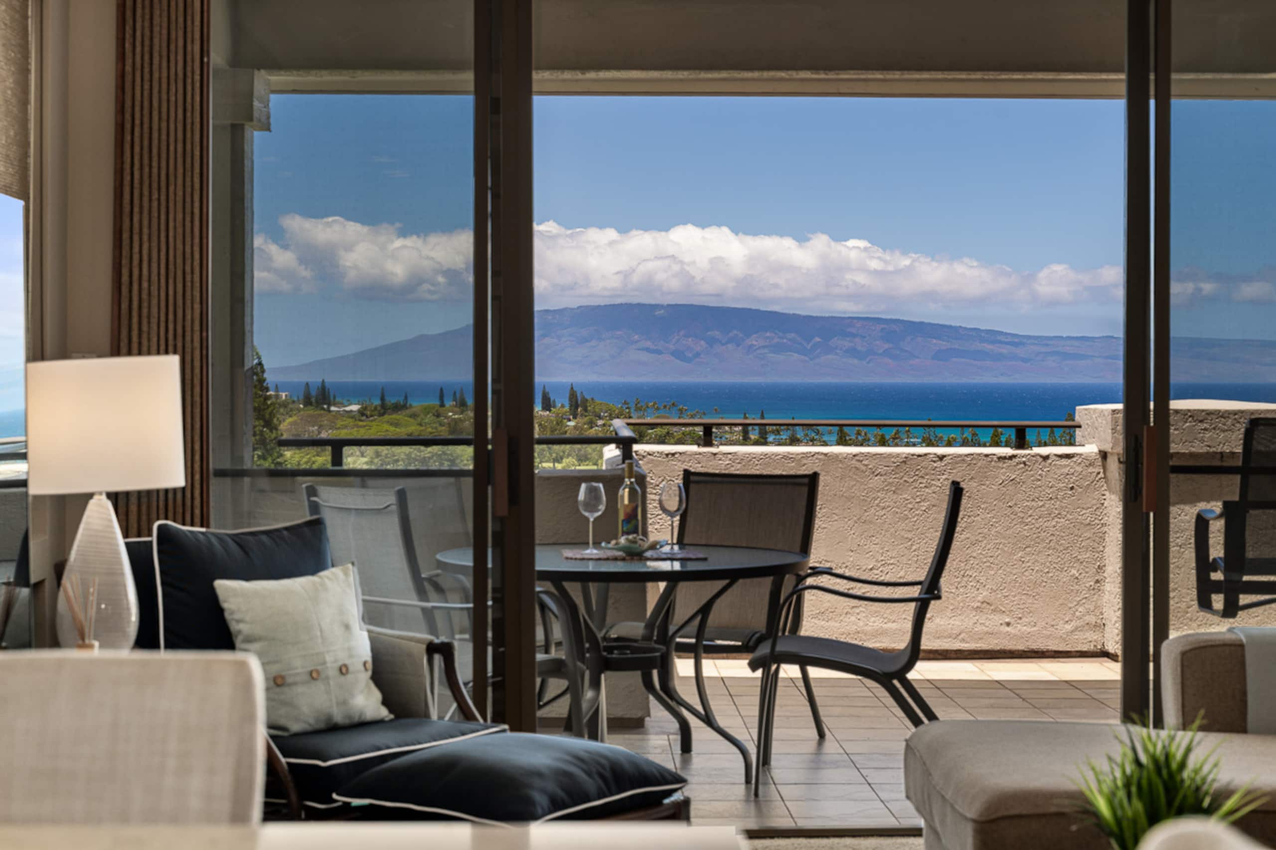 Condo in Lahaina · ★4.96 · 1 bedroom · 2 beds · 2 private baths - Image 28