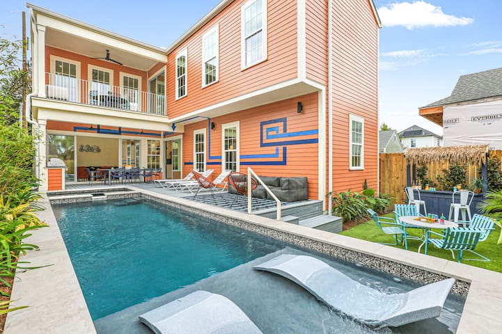 Contemporary Art | Heated Pool and Hot Tub