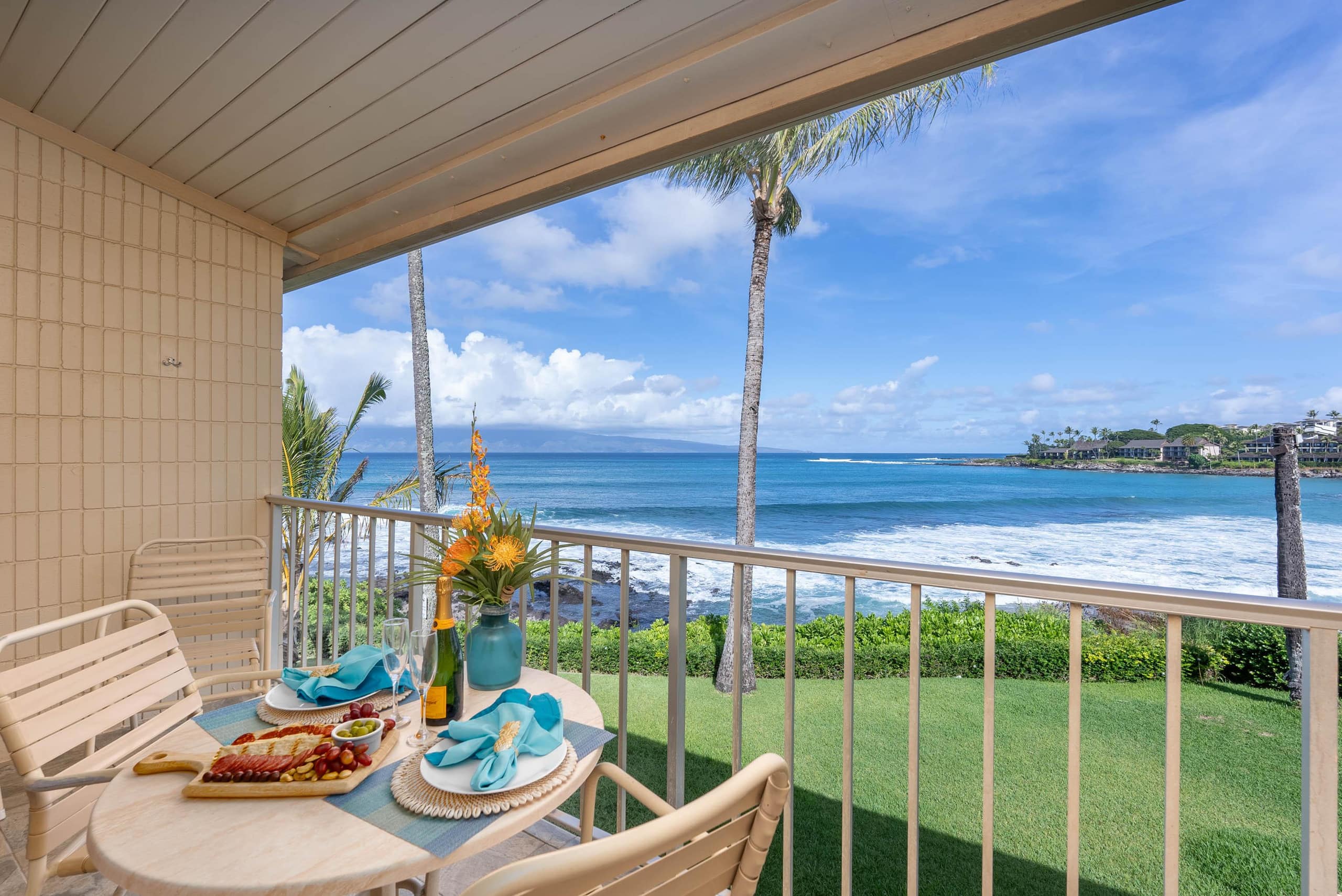 Condo in Lahaina · ★4.88 · Studio · 1 bed · 1 bath - Image 5