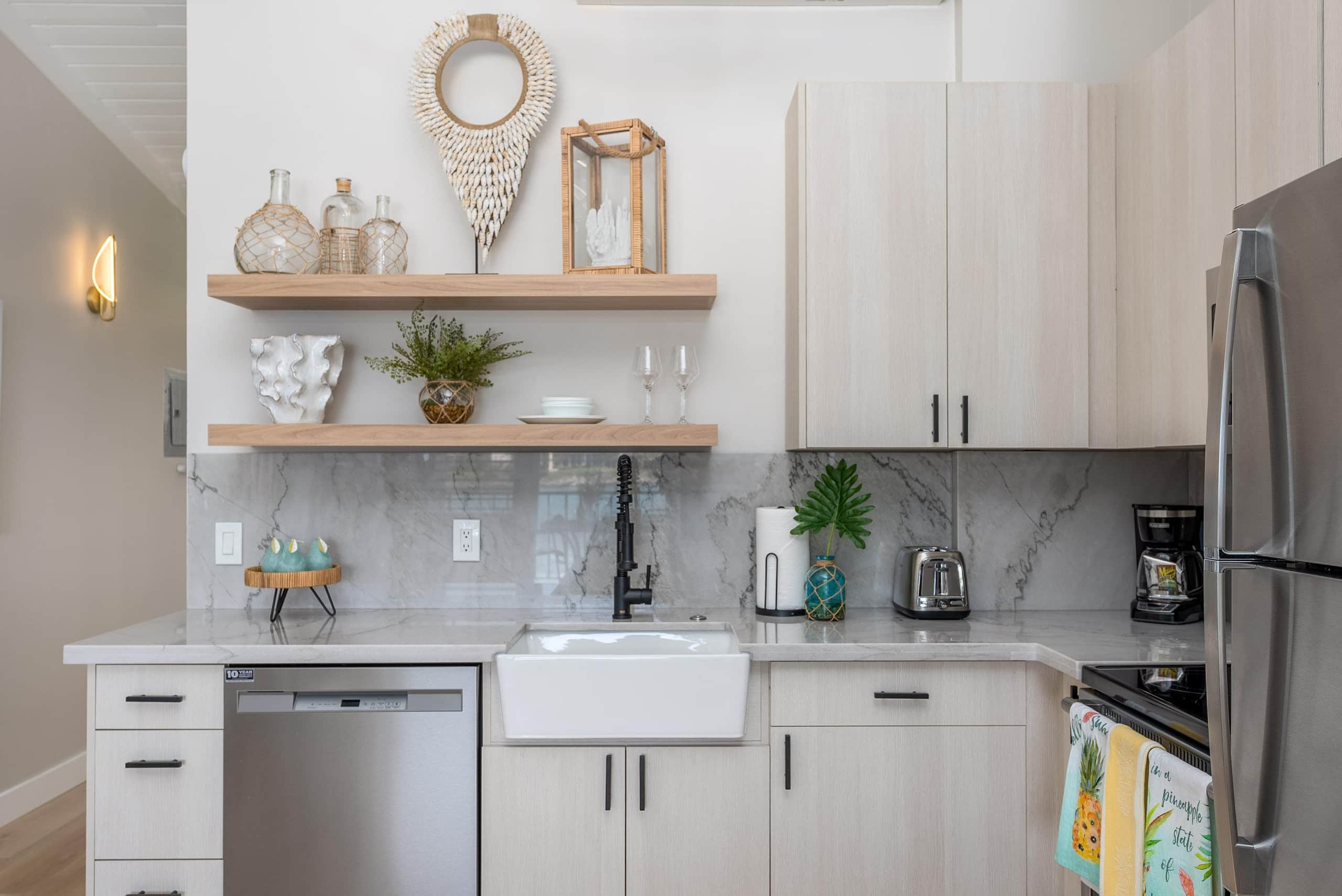Condo in Lahaina · ★4.88 · Studio · 1 bed · 1 bath - Image 25