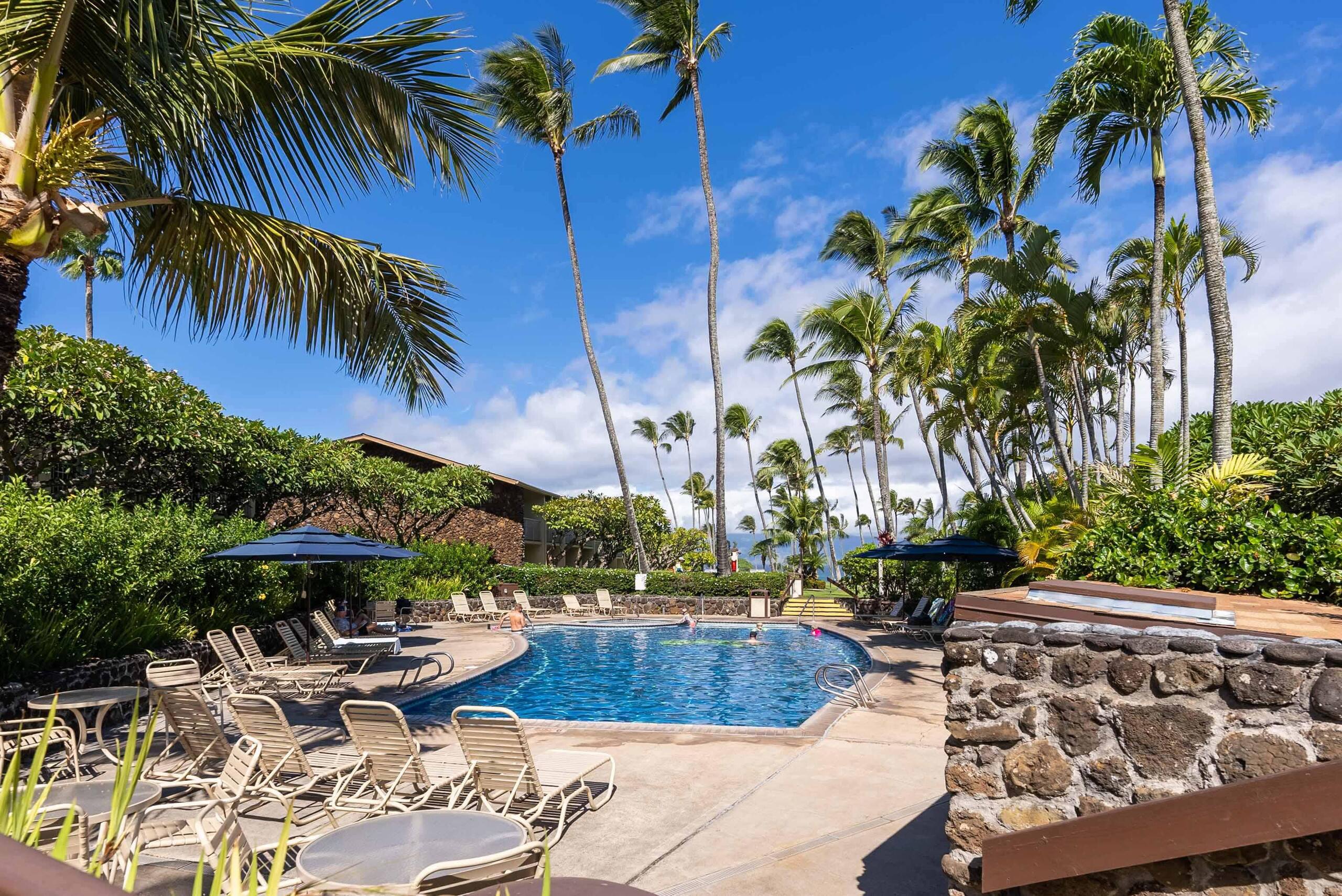 Condo in Lahaina · ★4.88 · Studio · 1 bed · 1 bath - Image 50