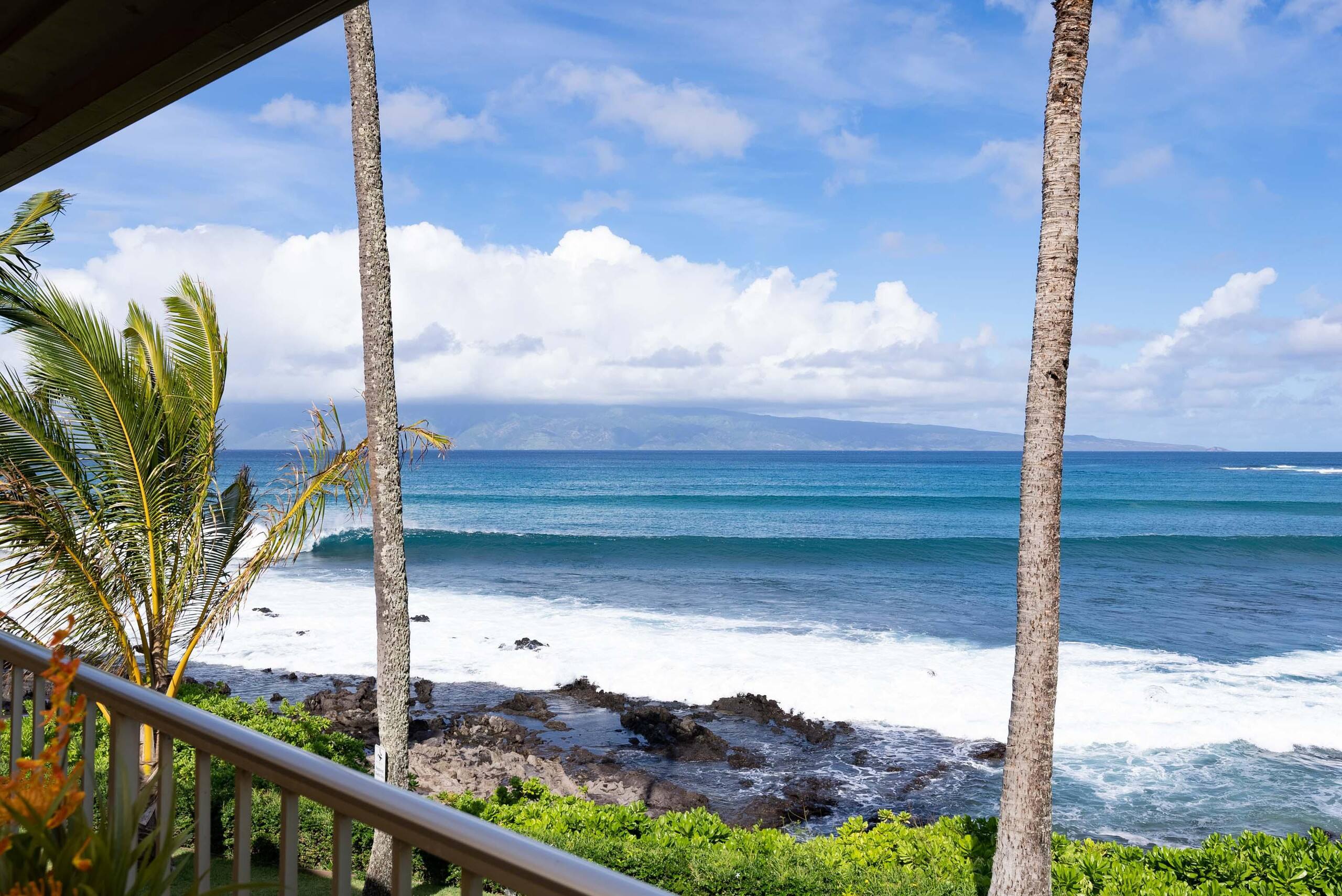 Condo in Lahaina · ★4.88 · Studio · 1 bed · 1 bath - Image 30