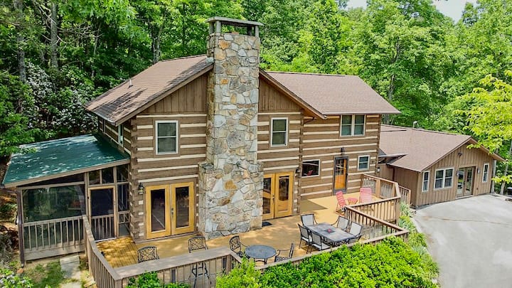 The Whittier Cabin 4 Bed Cabin Amazing Views - Gatlinburg, TN