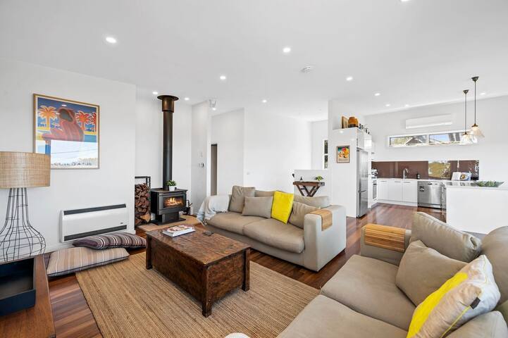 Beach Comber gallery image 5